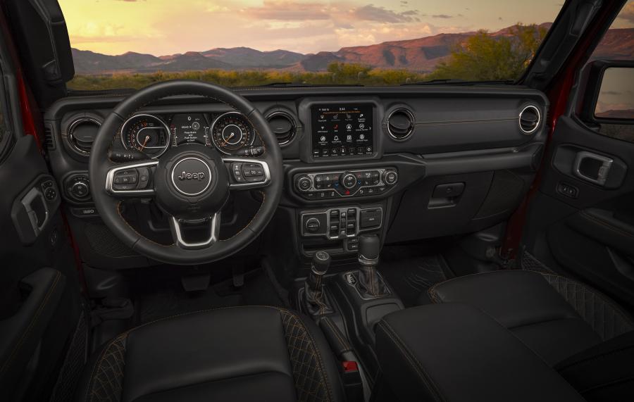 Торпедо Jeep Gladiator High Altitude (JT) 2020 года  (NA) (фото 7 из 7)